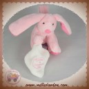 DOUDOU ET COMPAGNIE SOS LAPIN ROSE MOUCHOIR BLANC