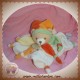 DOUDOU ET COMPAGNIE SOS OURS PLAT ECRU COLERETTE ORANGE VERT