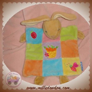 Doudou Lapin Marionnette KALOO Beige Marron Patchwork Plat