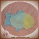 LES BEBETTES DOUDOU POISSON PLAT BLEU VERT SOS