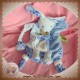 DOUDOU ET COMPAGNIE SOS LAPIN MARIONNETTE BLANC BLEU FLEUR TATOO 