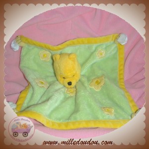 DISNEY DOUDOU OURS WINNIE L'OURSON PLAT VERT FLEUR JAUNE SOS