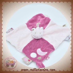 NOUKIE'S SOS DOUDOU GIRAFE LUCIE PLAT ROSE LUNE SOS