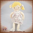 OKAIDI OBAIBI SOS DOUDOU POUPEE BLONDE ROBE BLANCHE FLEUR ROND ROSE