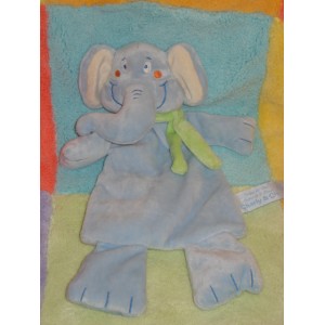 CHARLY & CIE DOUDOU PELUCHE ELEPHANT PLAT BLEU ECHARPE VERTE