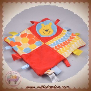 NICOTOY SOS DOUDOU MOUCHOIR PLAT ROUGE ETIQUETTES WINNIE