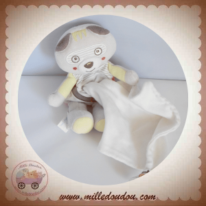 SUCRE D'ORGE SOS DOUDOU RATON LAVEUR GRIS POCHE MOUCHOIR