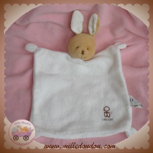 OKAIDI OBAIBI SOS DOUDOU LAPIN BEIGE PLAT BLANC